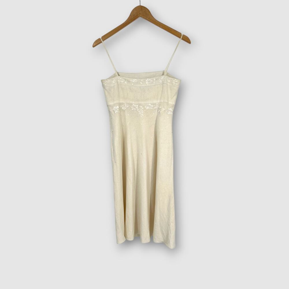 Vintage Ann Taylor Linen Embroidered Midi Dress Spaghetti Strap Ivory Size 4P - Picture 2 of 6